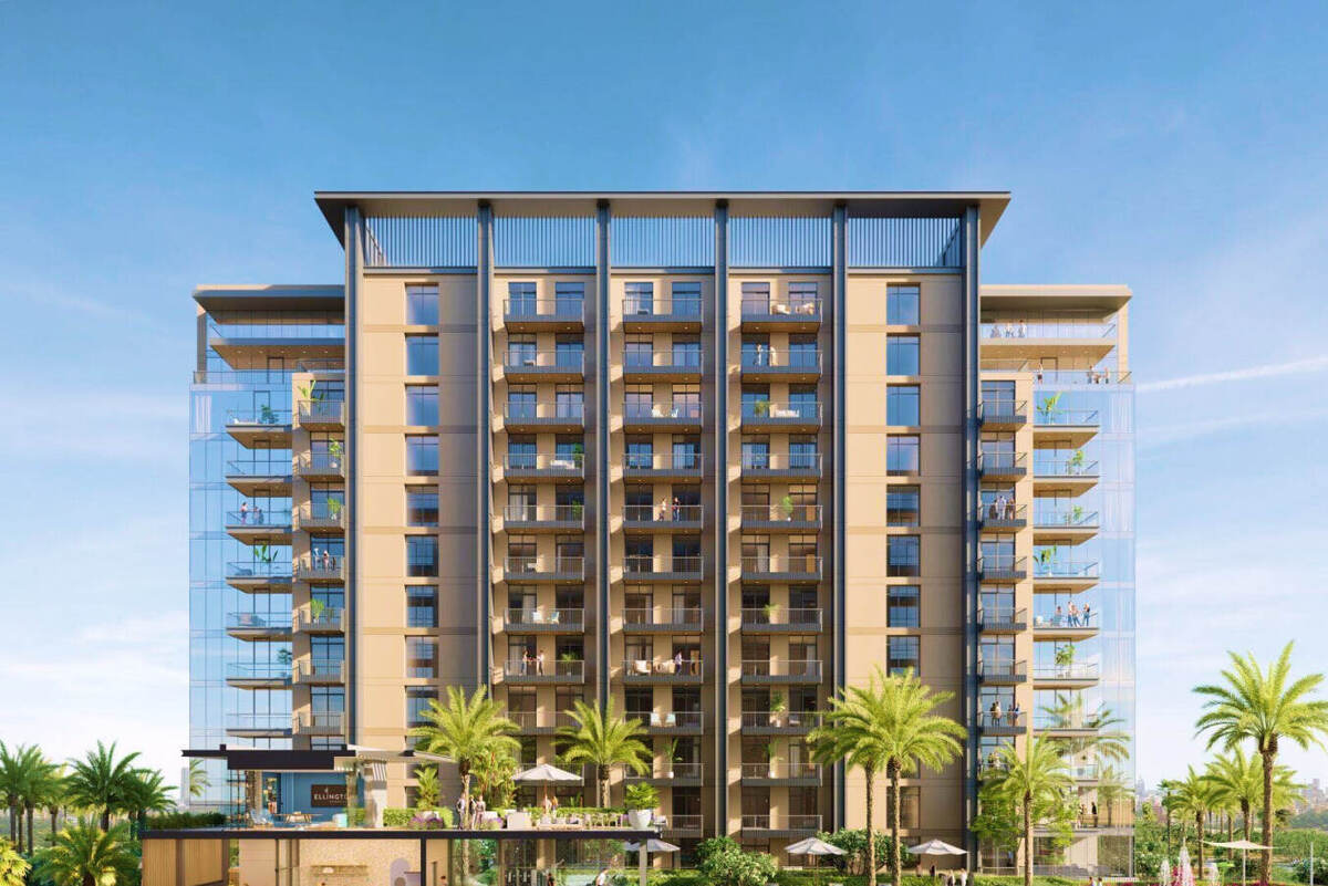 Sleek Dubai Burj Khalifa skyline with modern tokenized real estate platform interface displaying fractional ownership tokens for UAE property investment